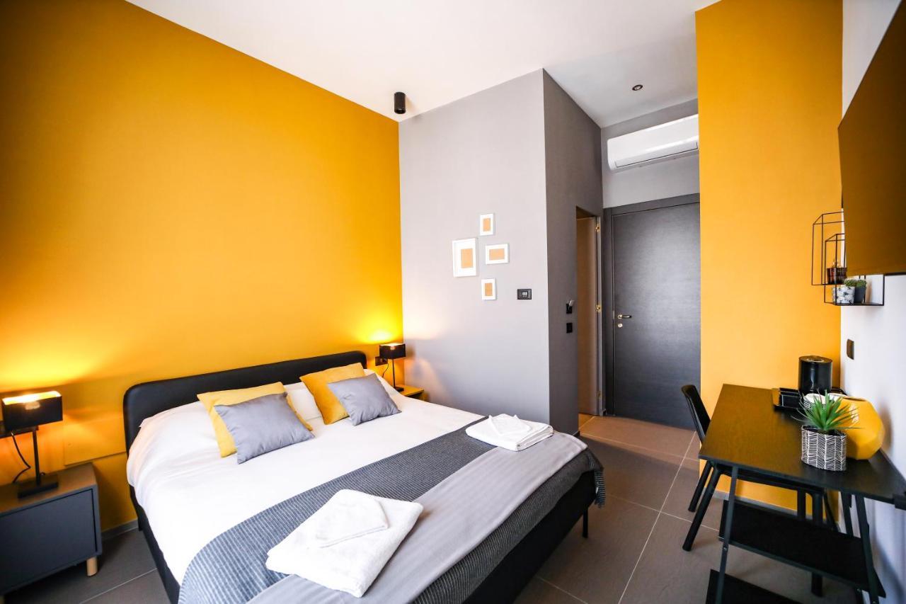 Materdays 24 Bed & Breakfast เนเปิลส์ ภายนอก รูปภาพ
