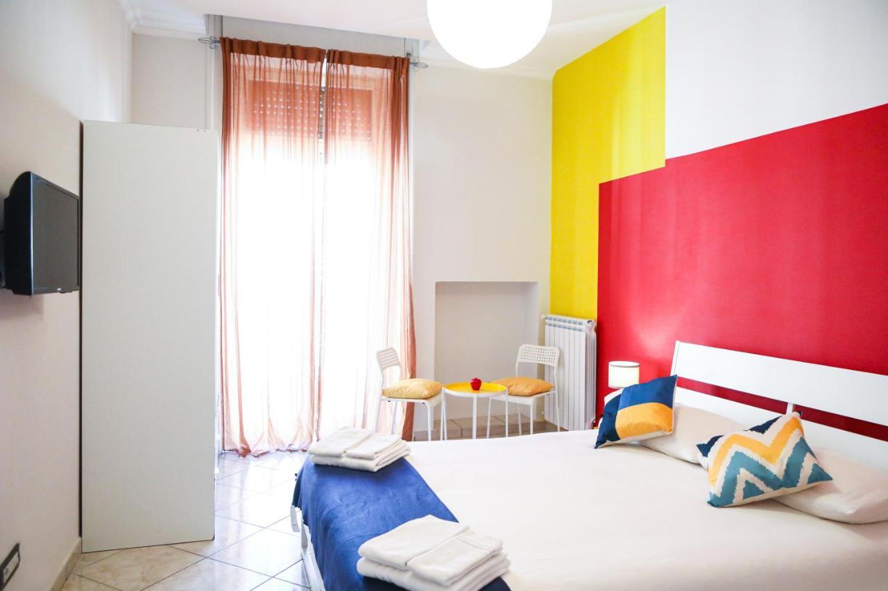 Materdays 24 Bed & Breakfast เนเปิลส์ ภายนอก รูปภาพ