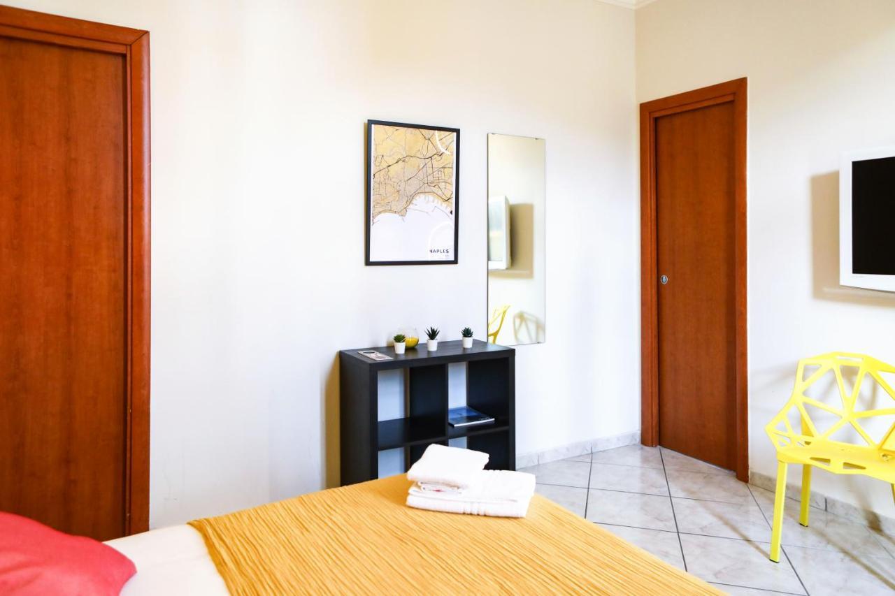 Materdays 24 Bed & Breakfast เนเปิลส์ ภายนอก รูปภาพ