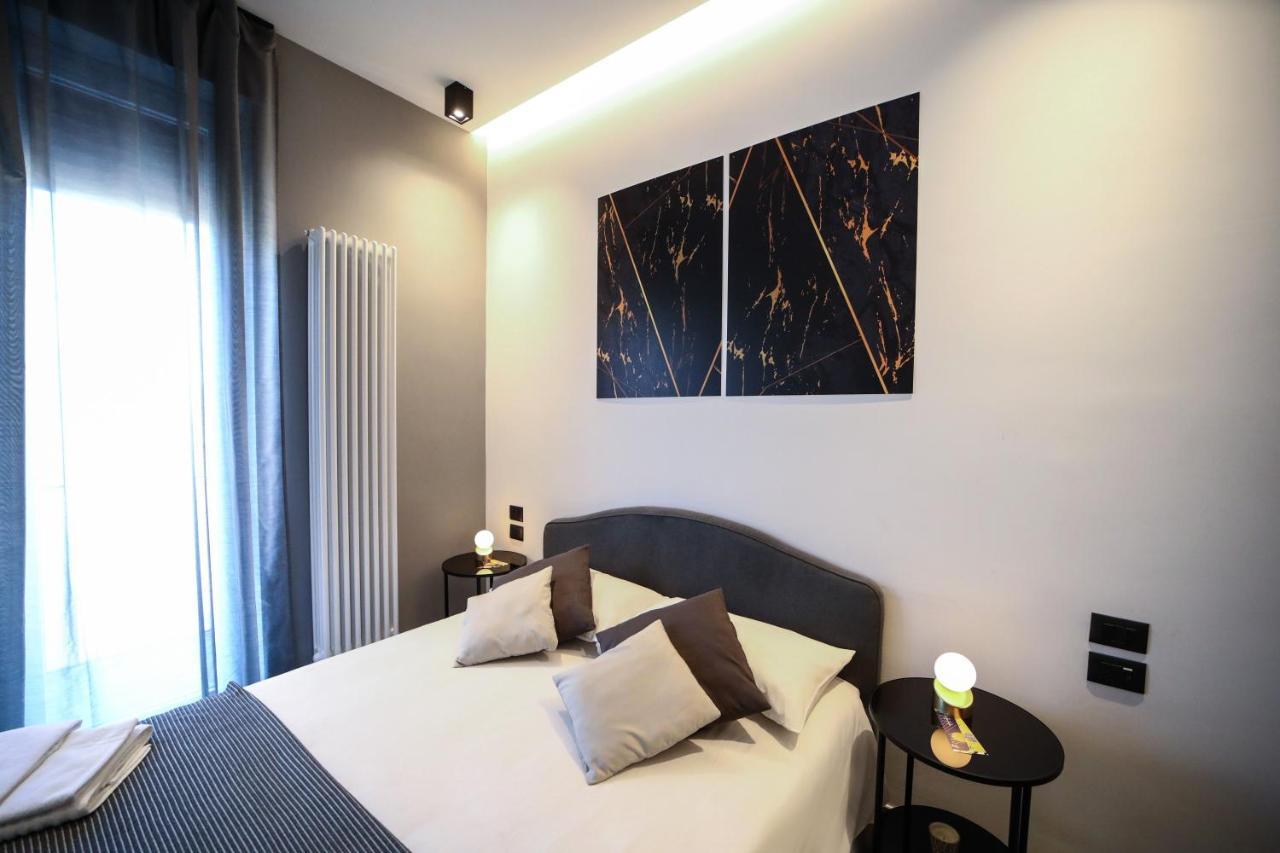 Materdays 24 Bed & Breakfast เนเปิลส์ ภายนอก รูปภาพ